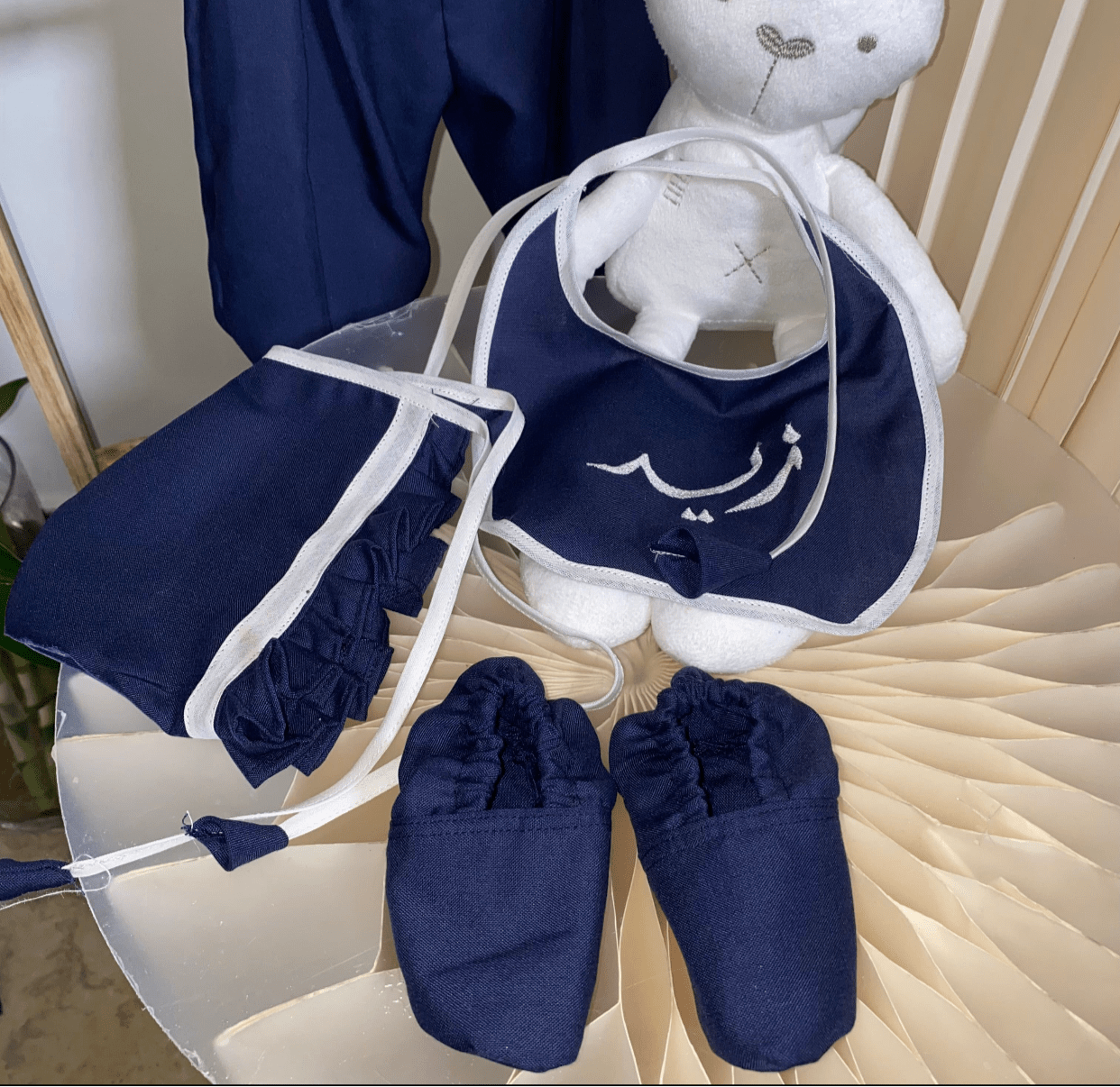 Baby Humod Store طقم رويال مواليد- تطريز