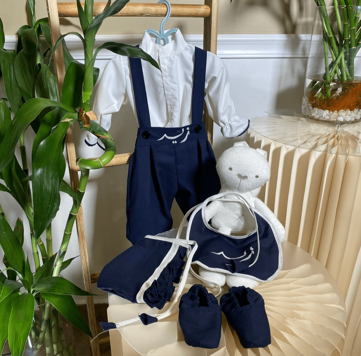 Baby Humod Store طقم رويال مواليد- تطريز
