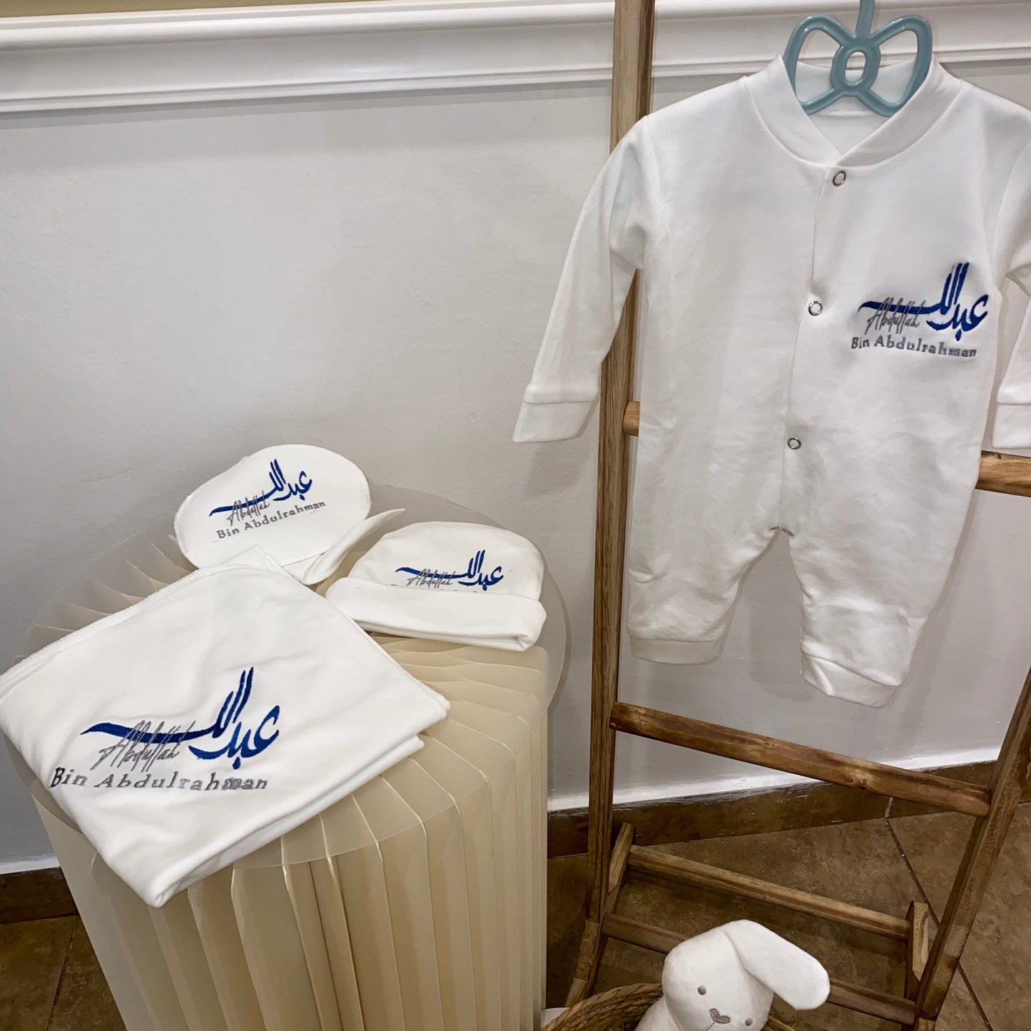 baby humod طقم مواليد تطريز - 4 قطع