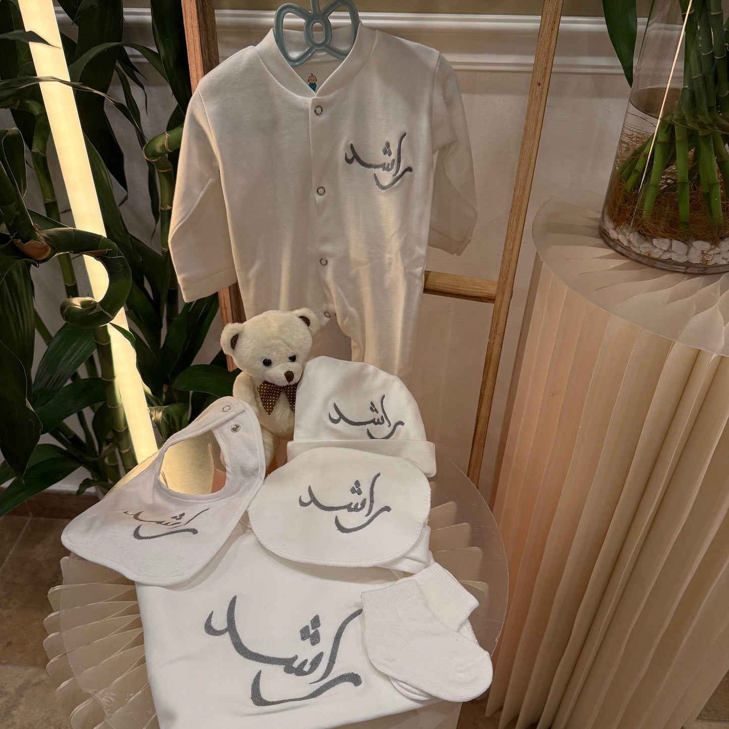 baby humod طقم مواليد تطريز - VIP