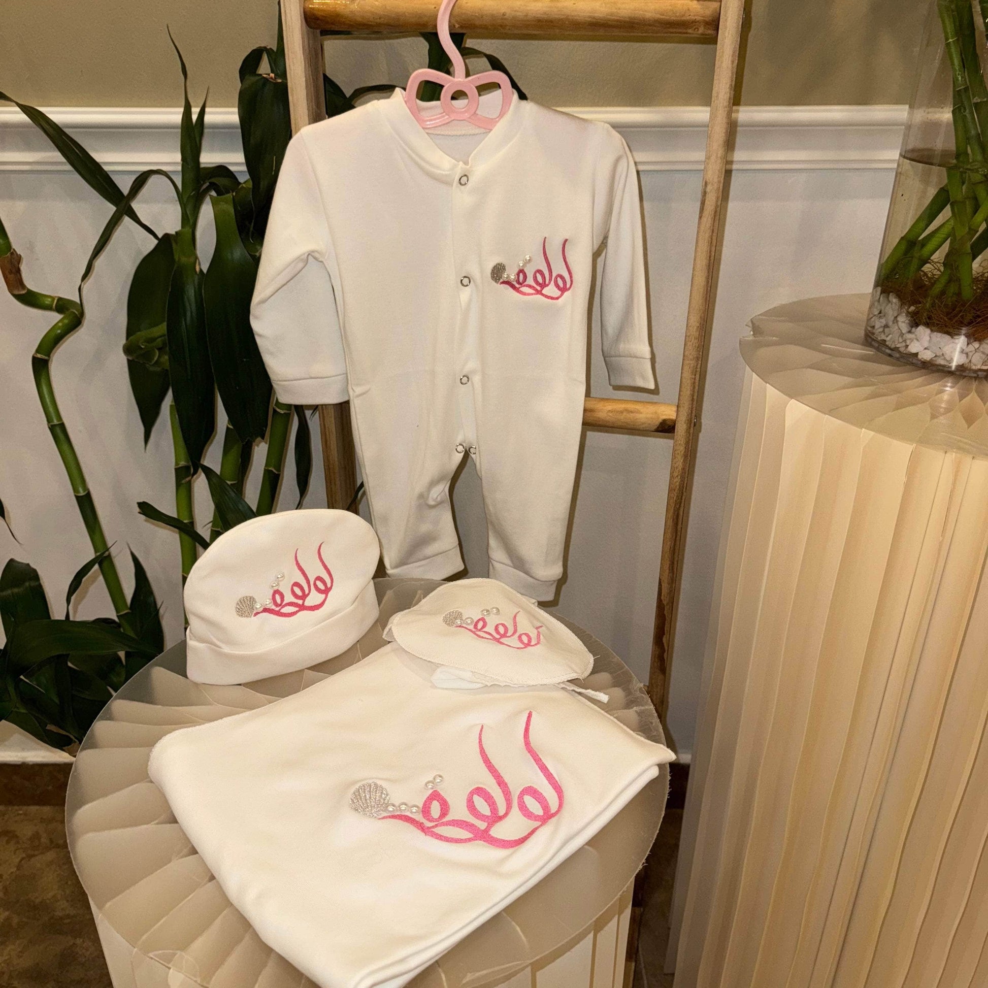 baby humod طقم مواليد تطريز - 4 قطع