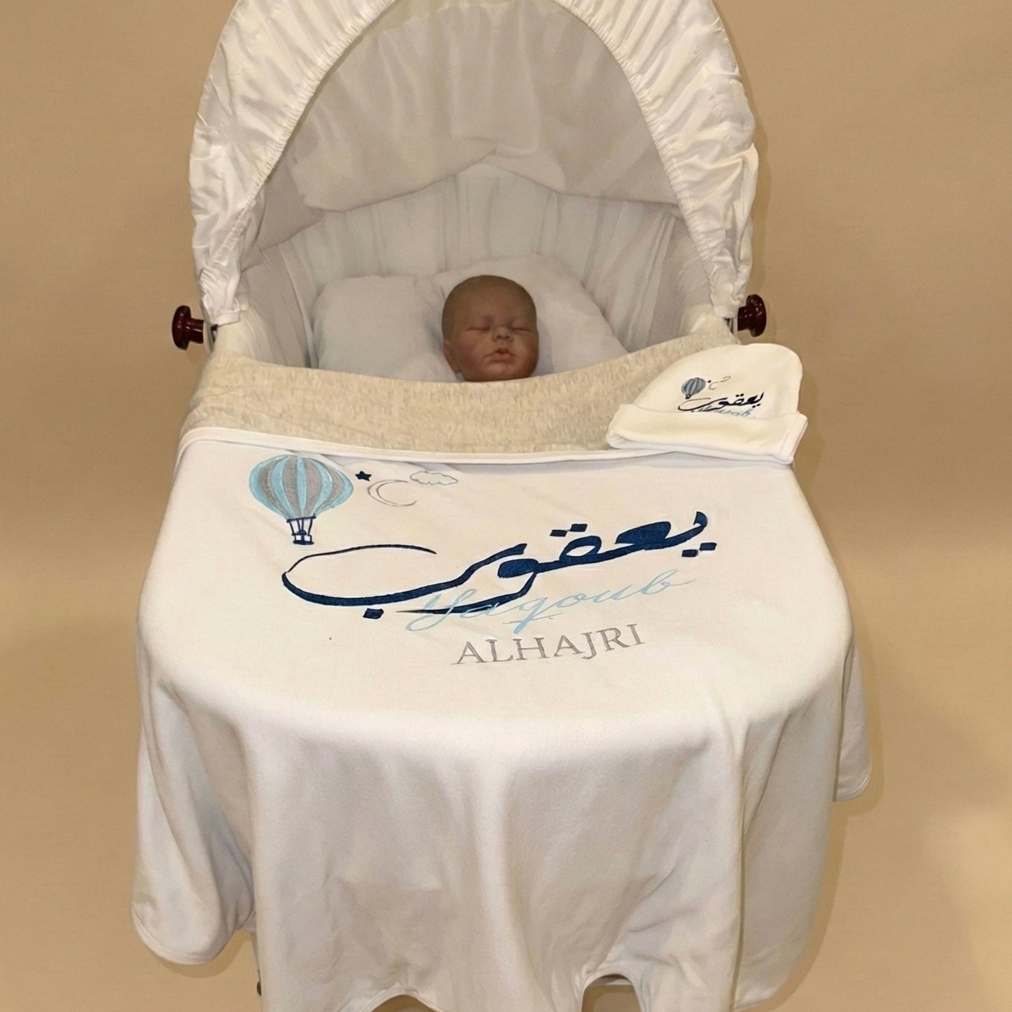 Baby Humod Store أبيض مع بيج / تطريز على الوجه الأبيض بطانية استقبال دبل فيس
